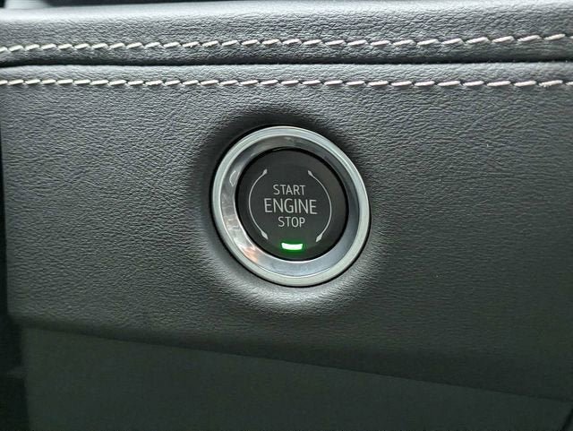 New 2026 Cadillac Escalade ESV Sport w/ LPO, ONYX Package AWD/4WD image 34