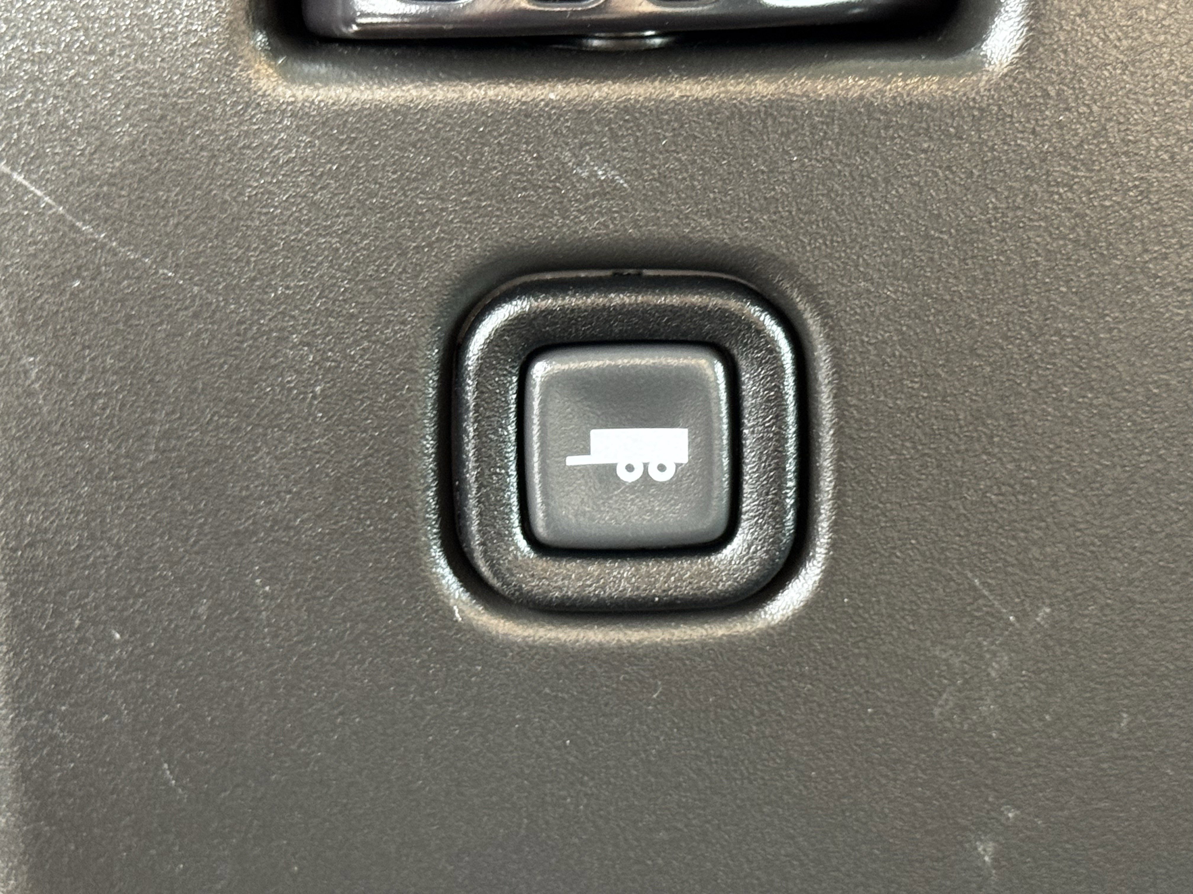 Used 2024 GMC Savana 2500 w/ Driver Convenience Package image 22