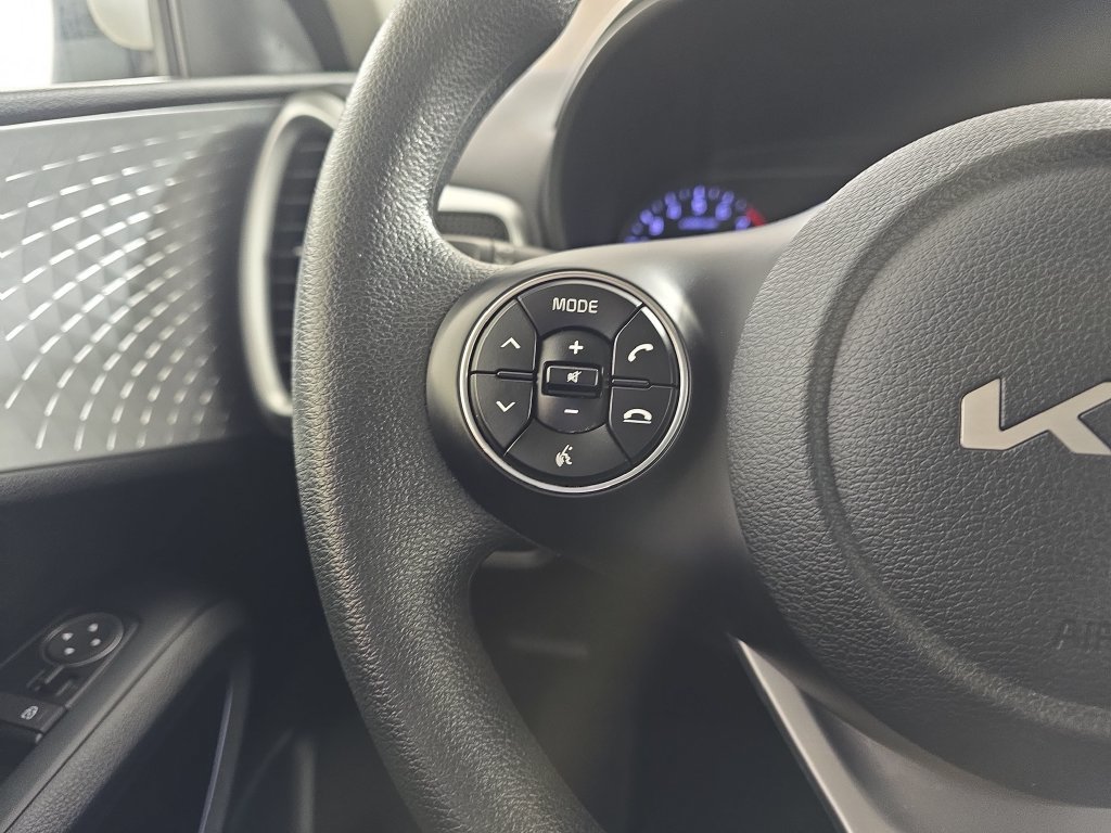 Used 2022 Kia Soul LX w/ Technology Package FWD image 19