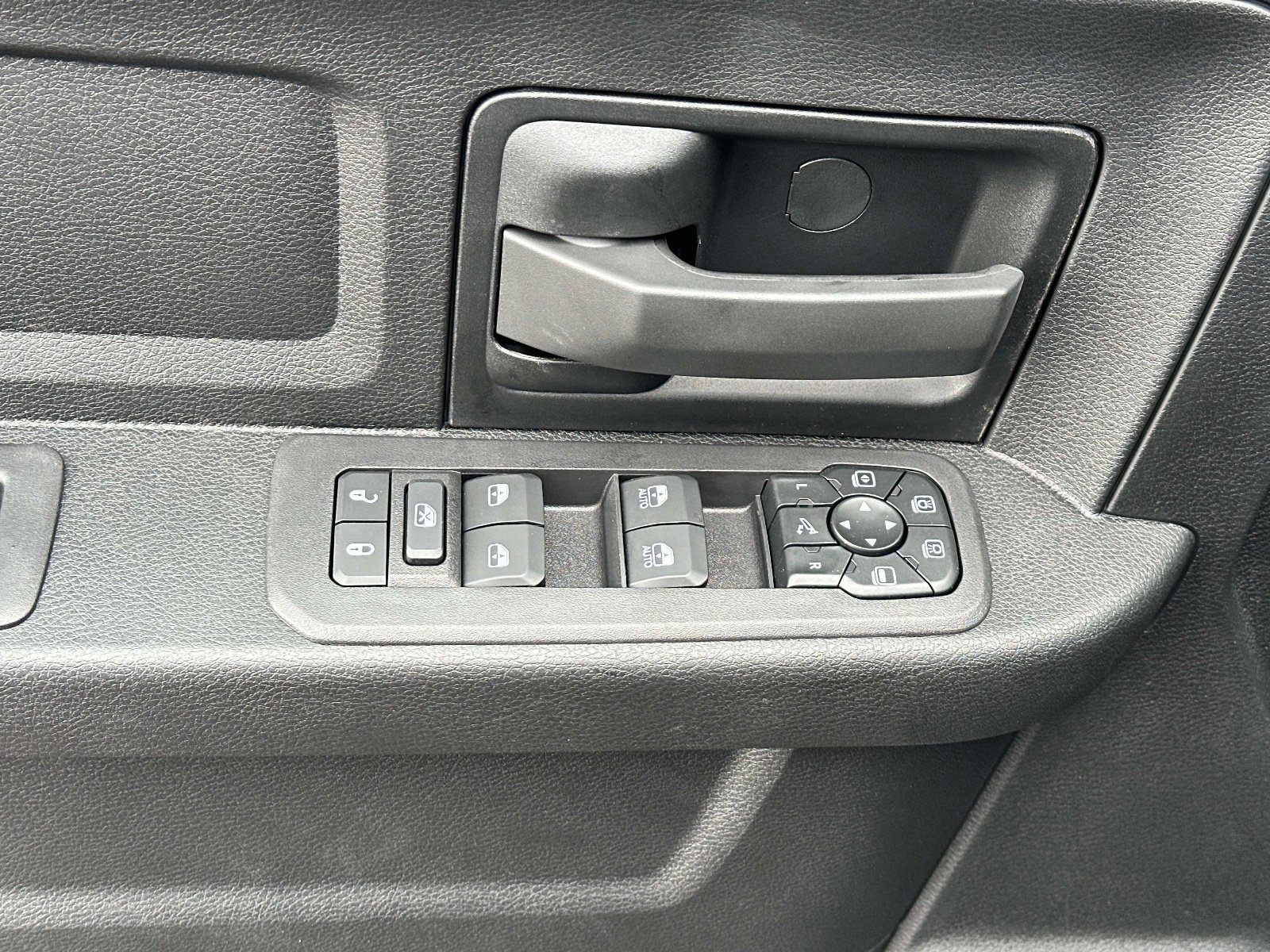 New 2026 RAM 3500 Tradesman image 22