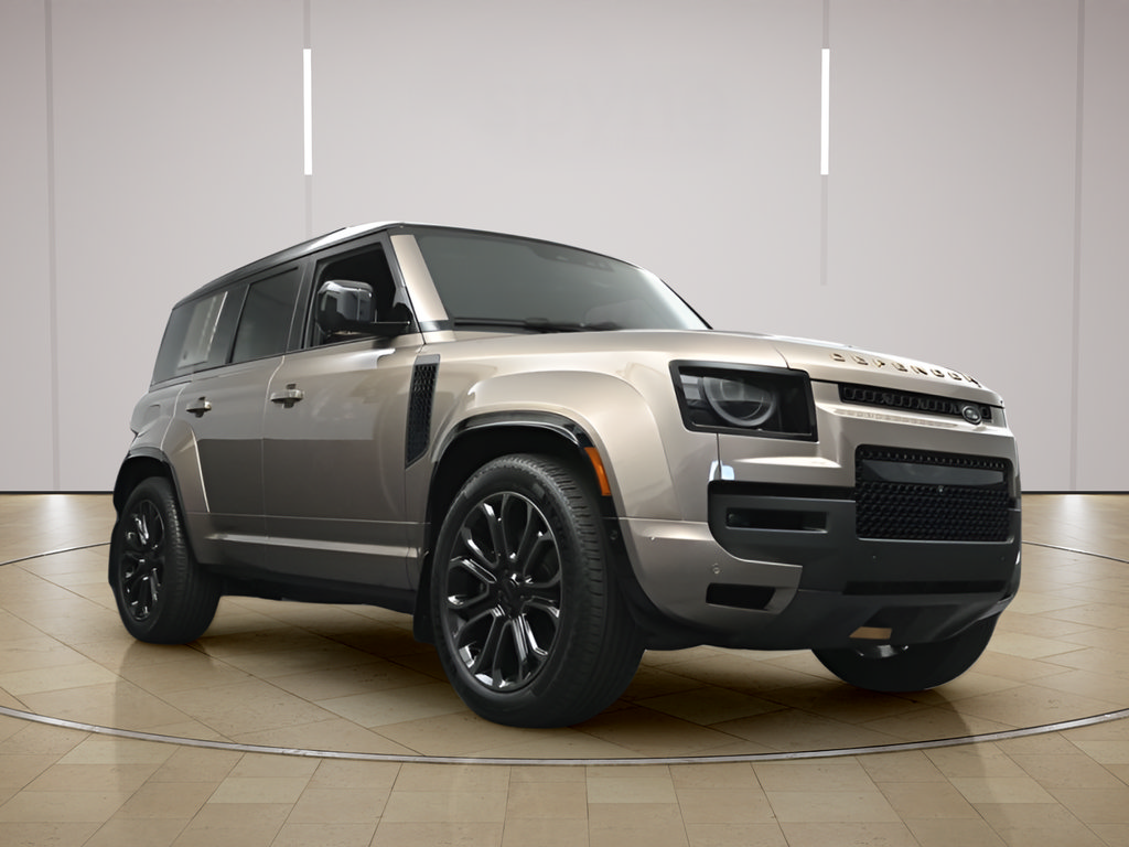 New 2026 Land Rover Defender 110 AWD/4WD image 28