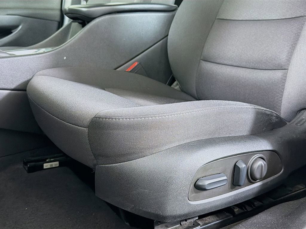 Used 2023 Chevrolet Malibu LT image 21