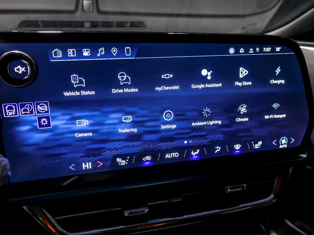 New 2026 Chevrolet Equinox EV LT image 16