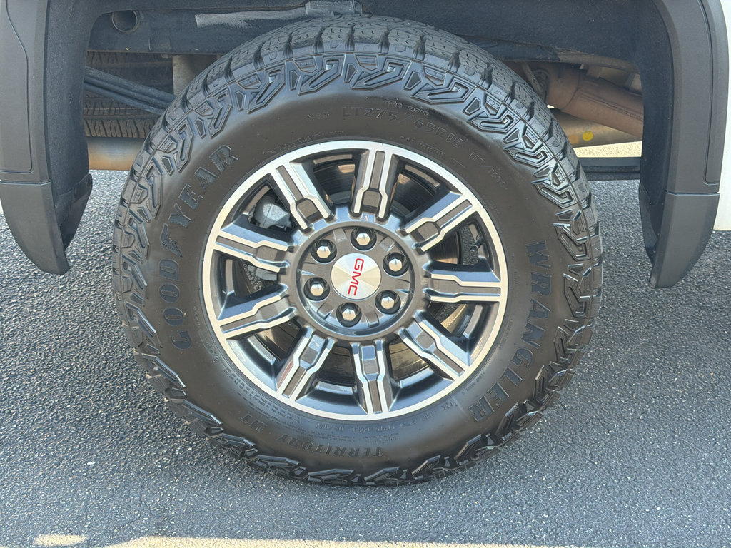 Used 2025 GMC Sierra 1500 AT4 AWD/4WD image 38