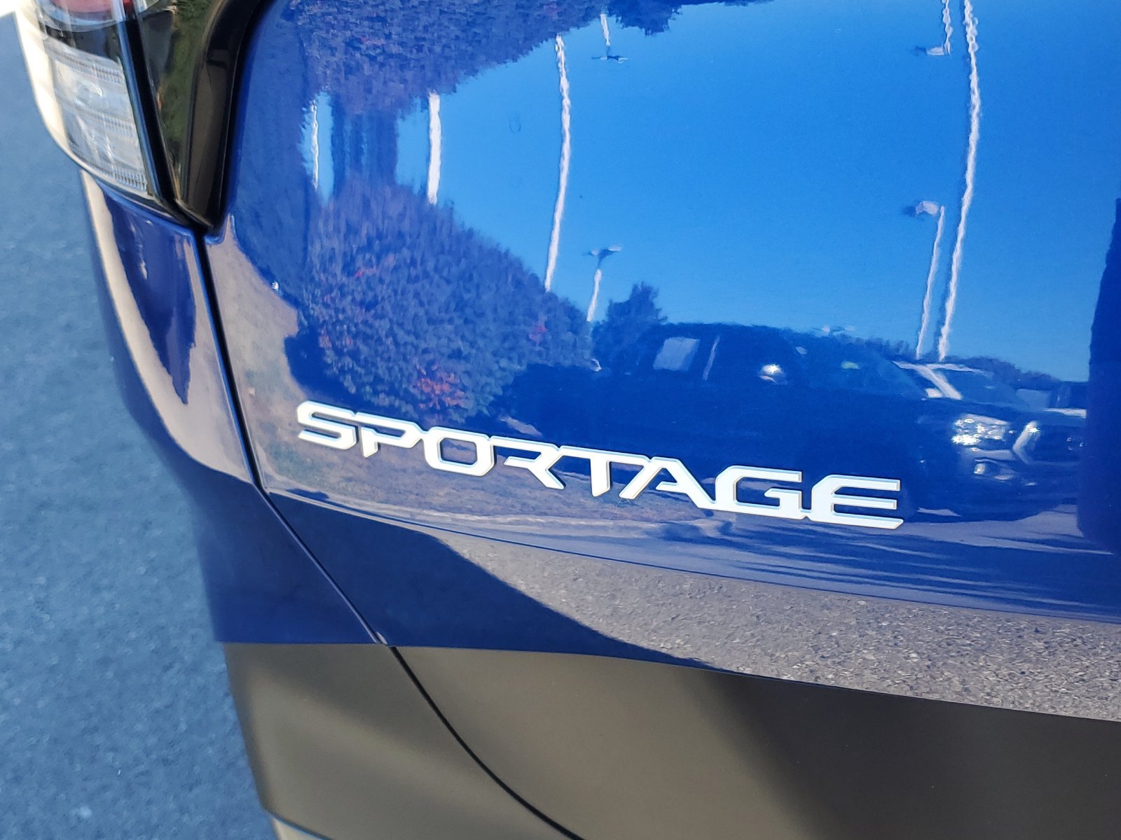 Used 2023 Kia Sportage X-Line w/ X-Line Premium Package AWD/4WD image 7