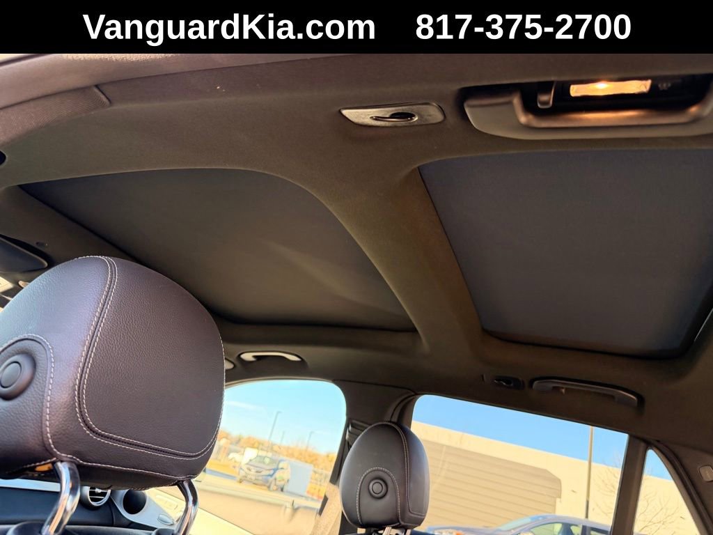 Used 2021 Mercedes-Benz GLC 300 w/ Premium Package image 24