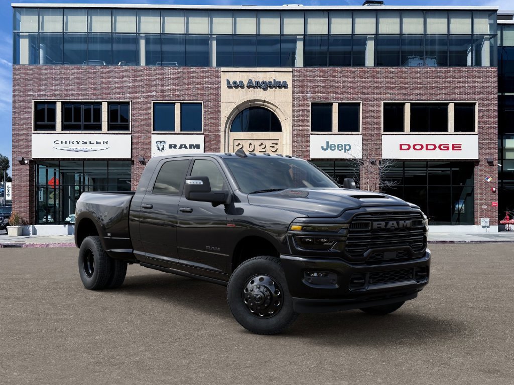 New 2026 RAM 3500 Laramie AWD/4WD image 5