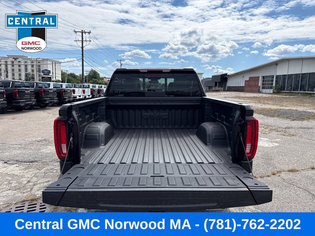 New 2026 GMC Sierra 1500 SLT w/ SLT Premium Plus Package AWD/4WD image 11