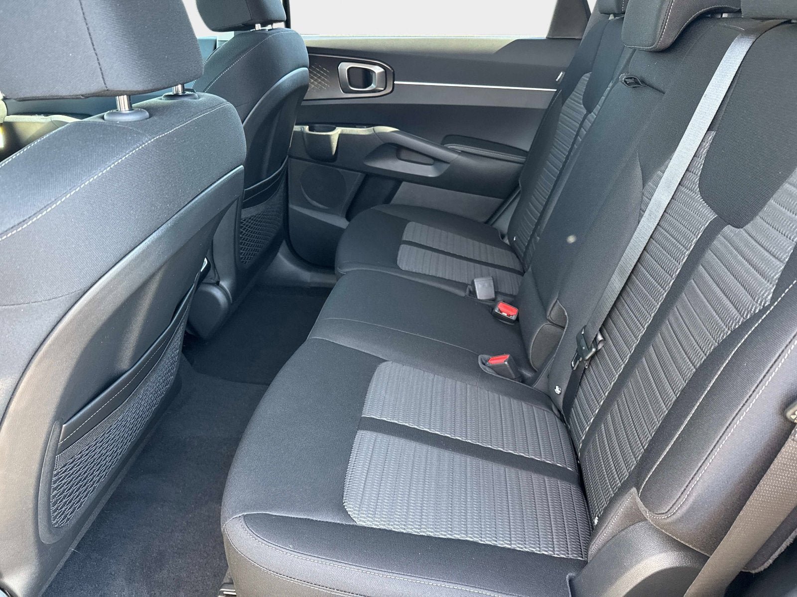 New 2026 Kia Sorento LX FWD image 11
