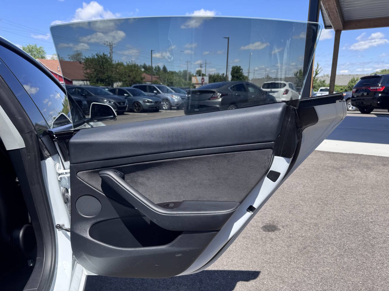 Used 2023 Tesla Model 3 Standard Range RWD image 12