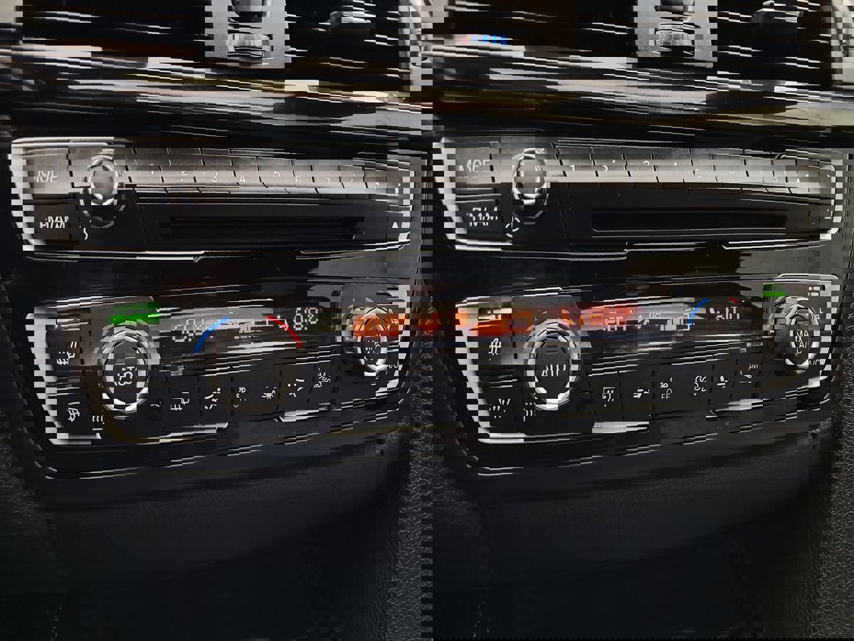 Used 2015 BMW M4 Coupe image 20