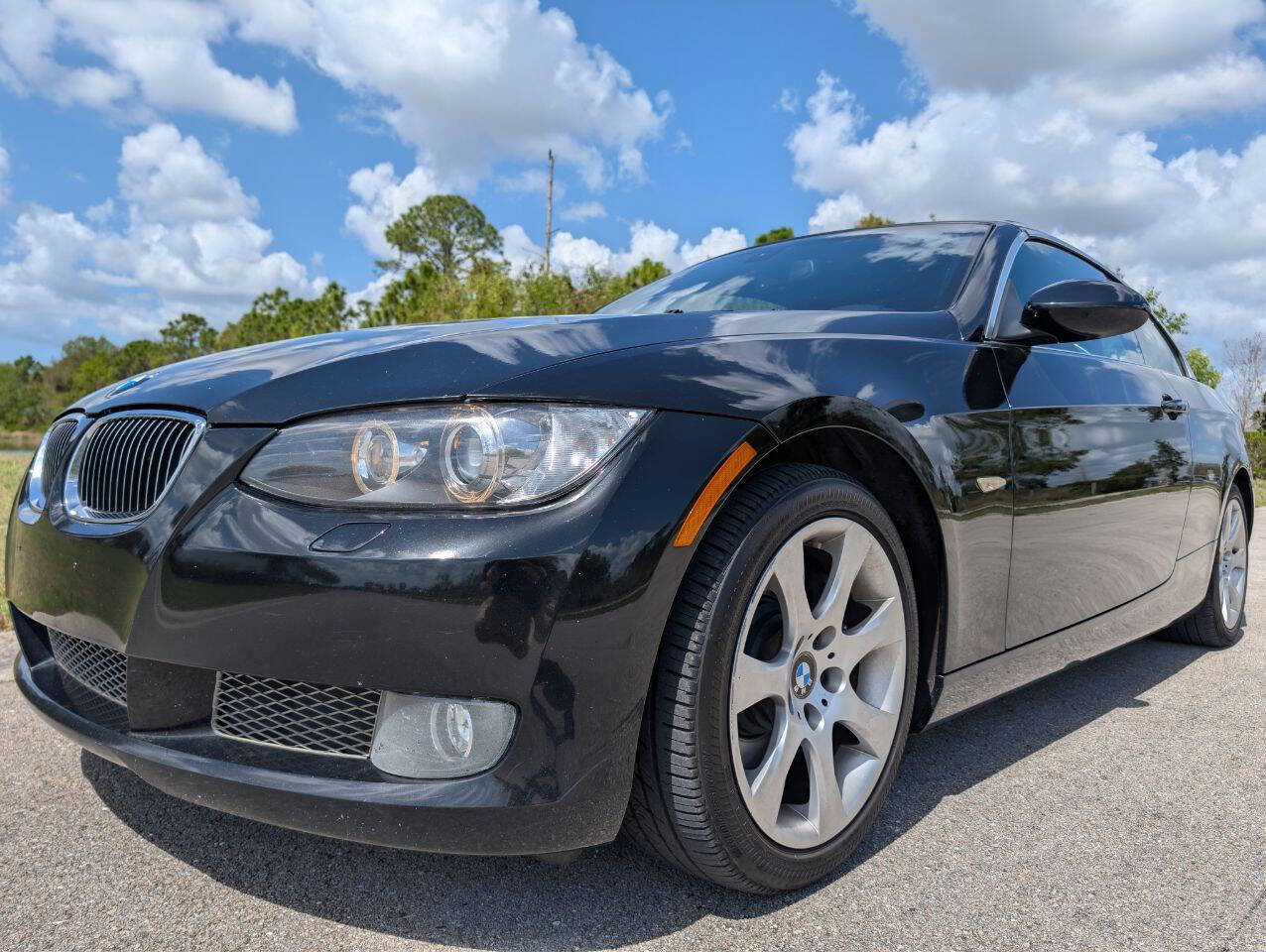 Used 2008 BMW 335i Convertible image 10