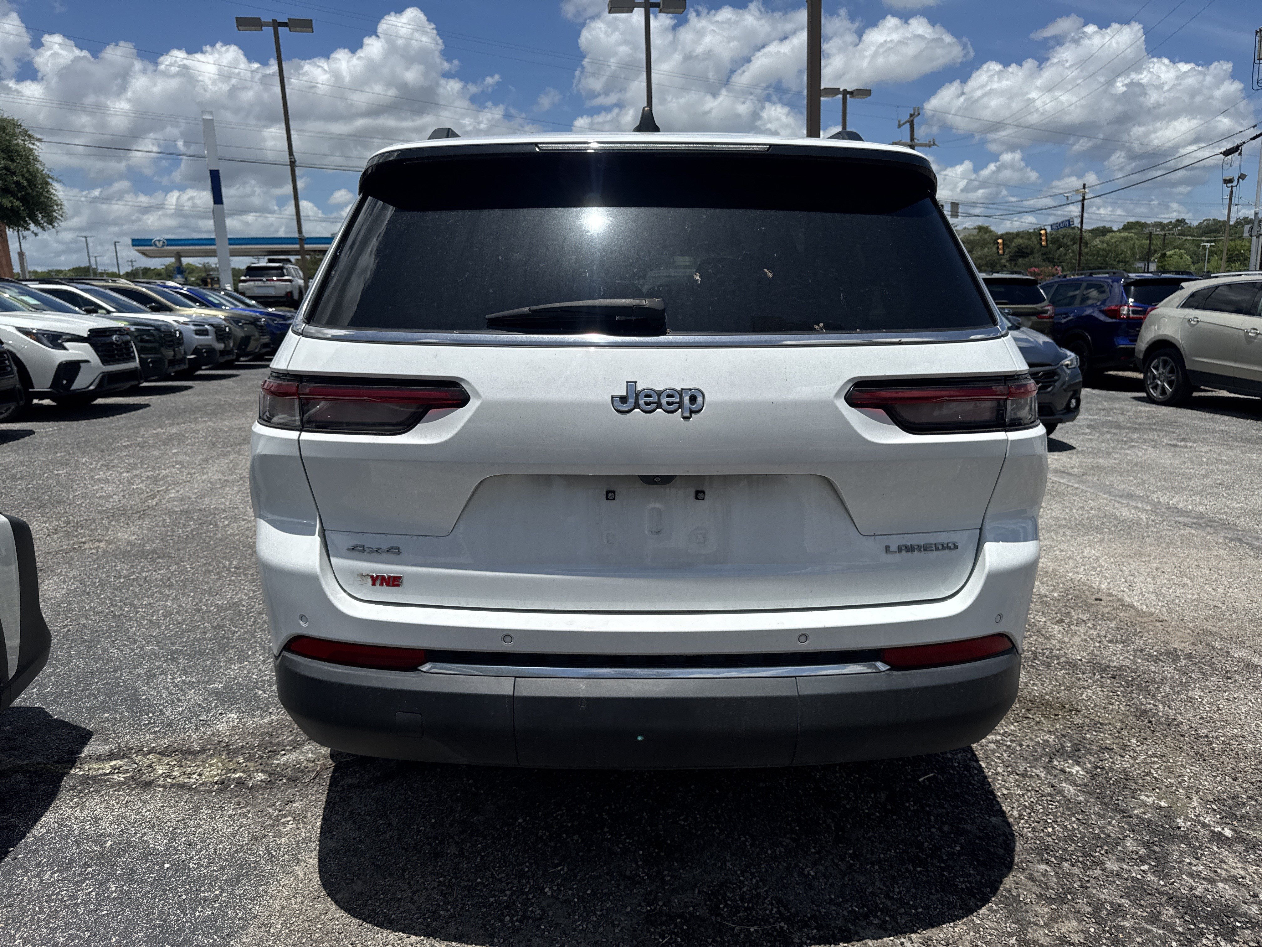 Used 2023 Jeep Grand Cherokee L Laredo w/ Trailer Tow Group (B) AWD/4WD image 6
