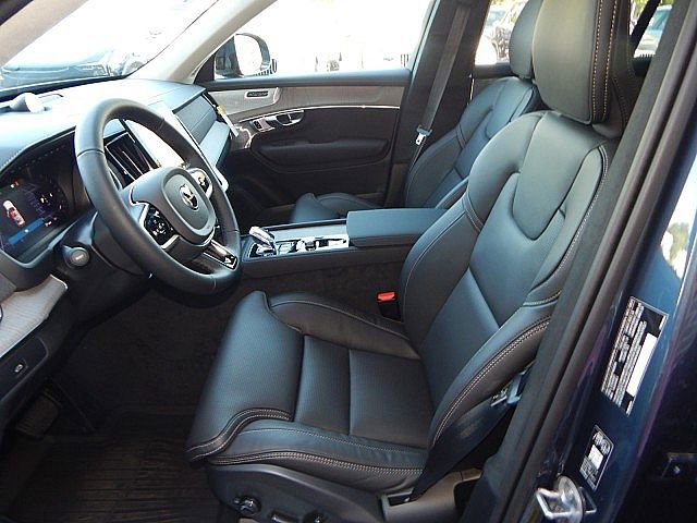 New 2026 Volvo XC90 B6 Ultra w/ Lounge Package image 15