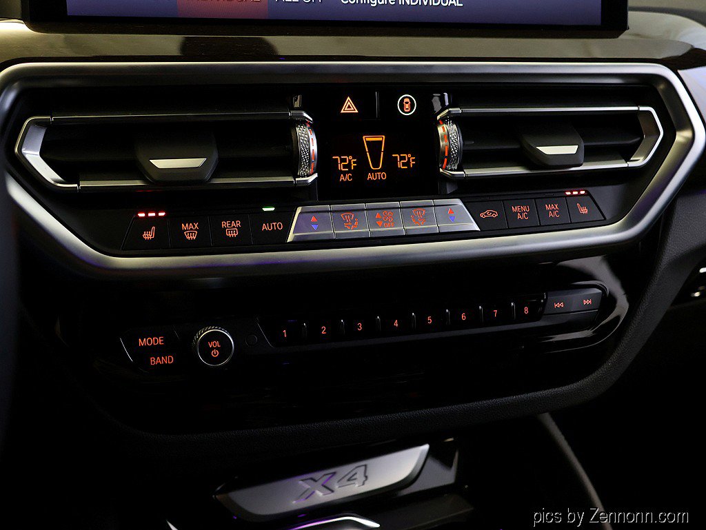 Certified 2025 BMW X4 xDrive30i AWD/4WD image 24