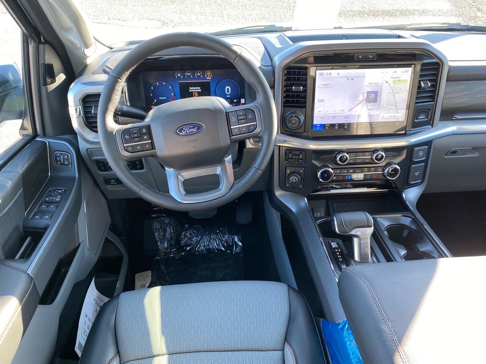 New 2026 Ford F150 Lariat w/ Equipment Group 502A High AWD/4WD image 19