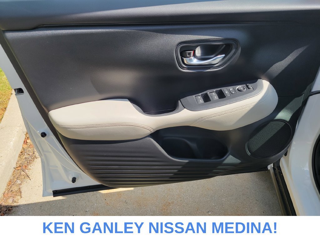 Used 2024 Honda HR-V LX image 37