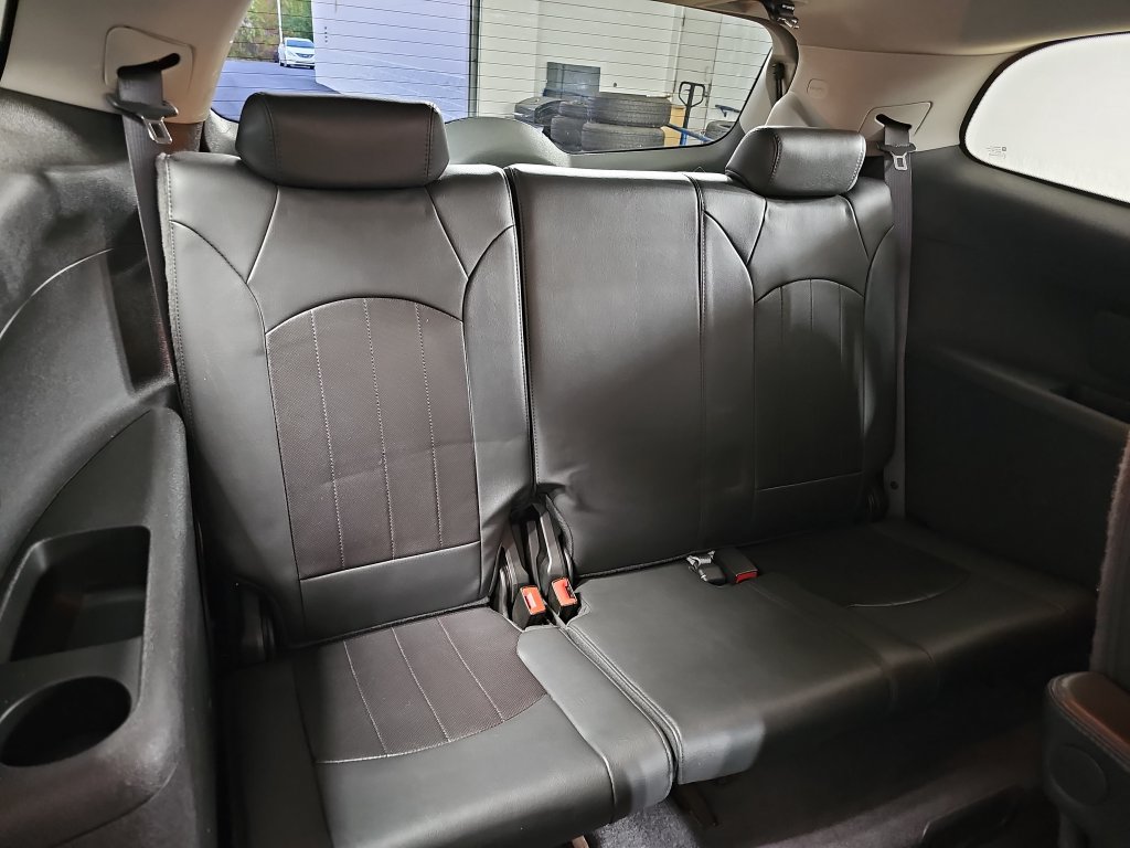 Used 2012 Buick Enclave Leather w/ Trailering Provision Package FWD image 15