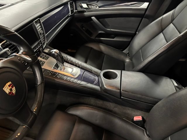 Used 2013 Porsche Panamera GTS AWD/4WD image 18