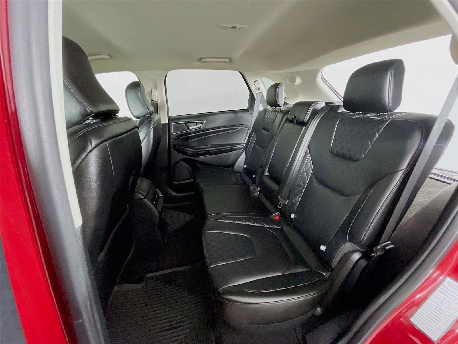 Used 2023 Ford Edge Titanium image 27