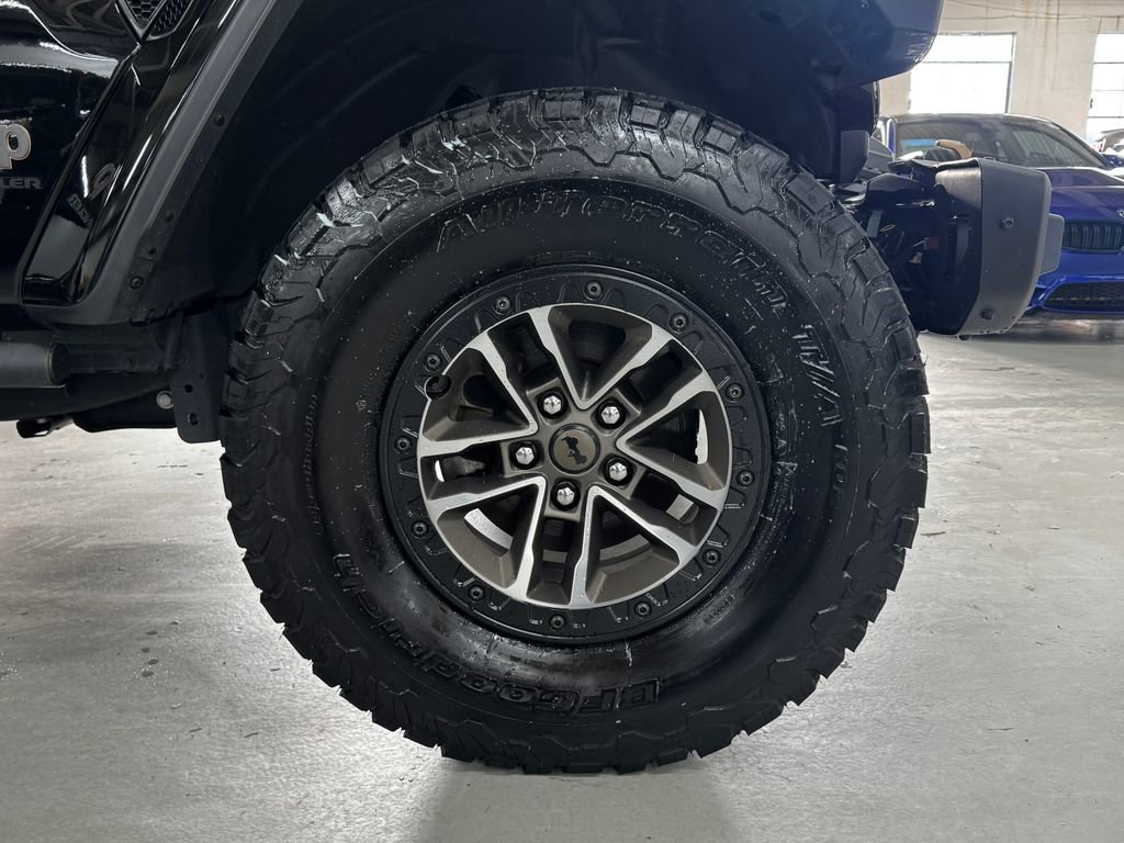 Used 2024 Jeep Wrangler Rubicon 392 w/ Dual Top Group image 40