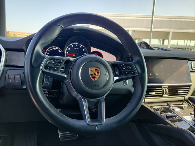 Certified 2023 Porsche Cayenne S Platinum AWD/4WD image 30