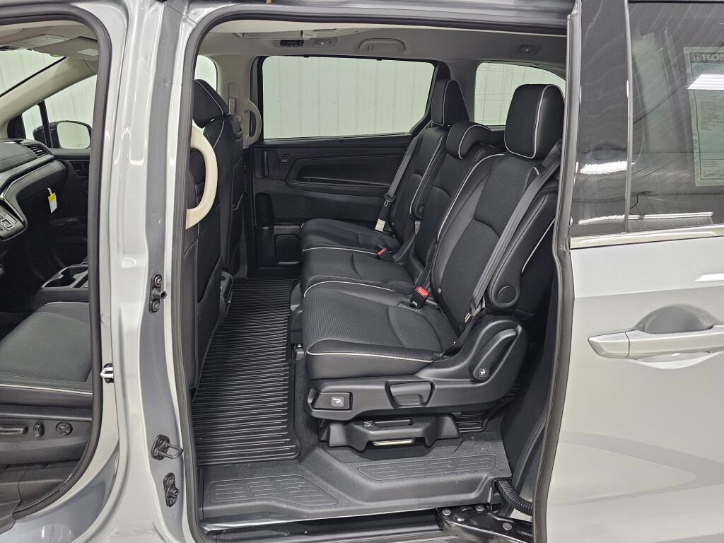 New 2026 Honda Odyssey Elite image 13