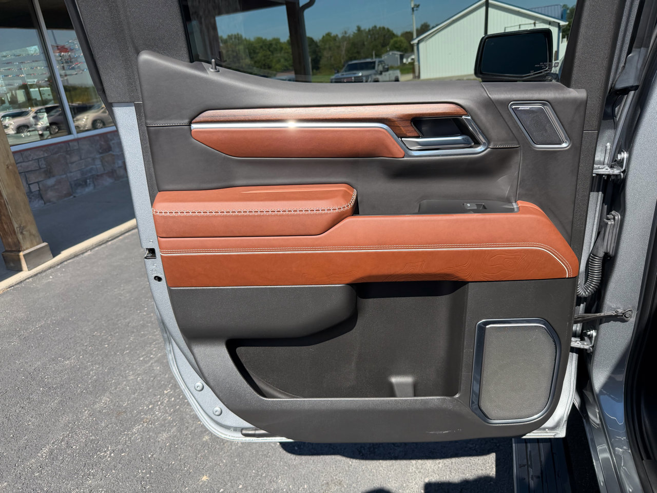 Used 2024 GMC Sierra 1500 Denali Ultimate image 18