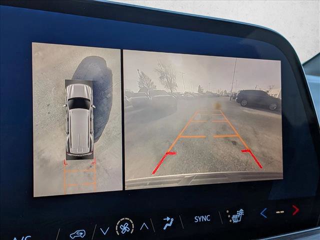 Used 2025 Chevrolet Tahoe LT image 13