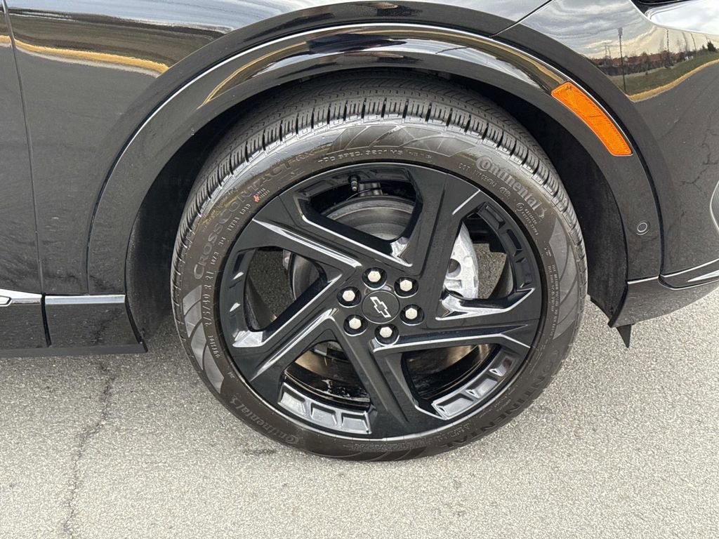 Used 2024 Chevrolet Equinox EV RS image 14