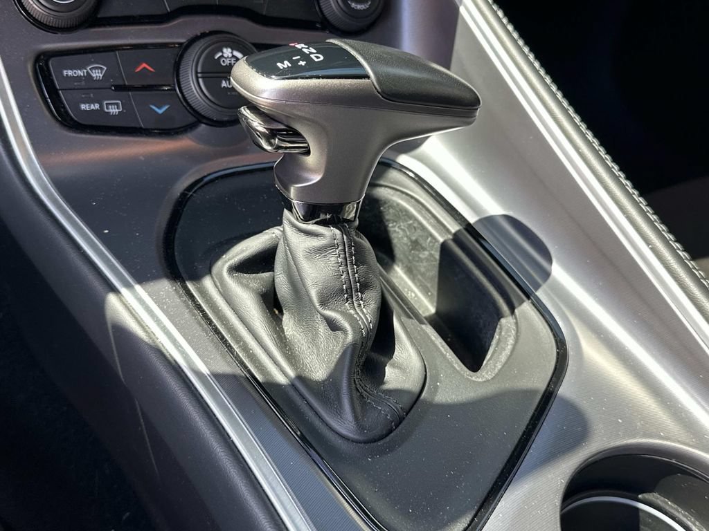 Used 2019 Dodge Challenger R/T w/ Cold Weather Group RWD image 21