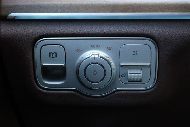Used 2024 Mercedes-Benz GLE 350 4MATIC image 24