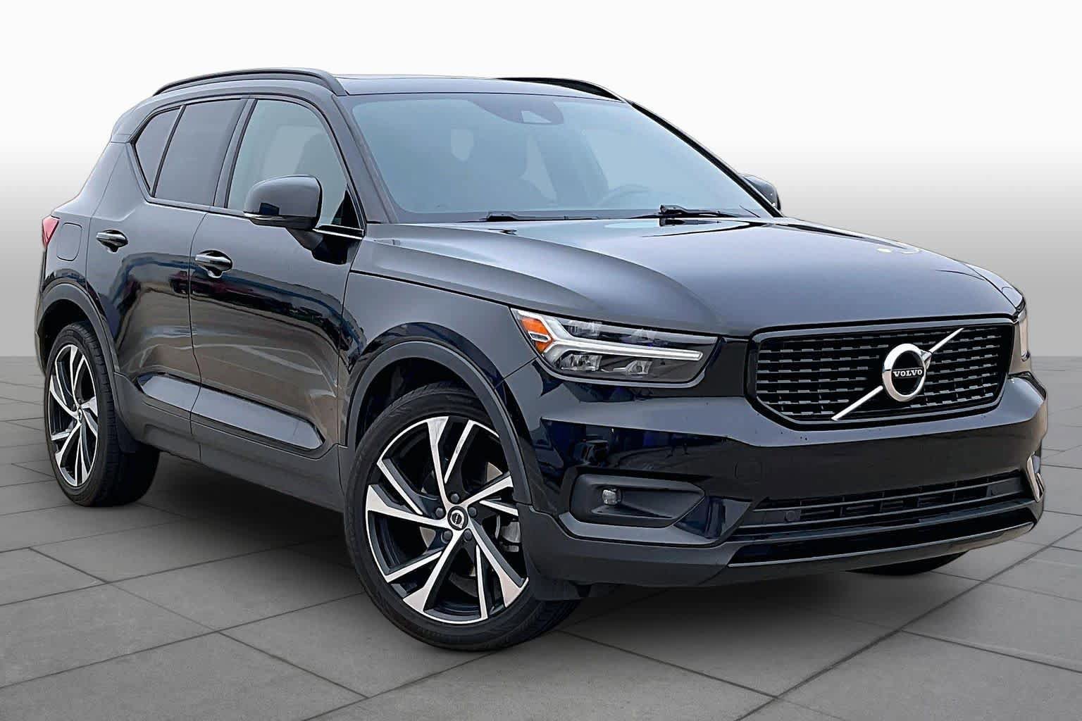 Used 2021 Volvo XC40 T5 R-Design w/ Climate Package AWD/4WD image 4