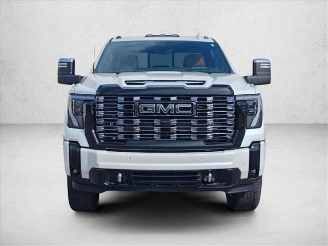 Used 2025 GMC Sierra 3500 Denali Ultimate image 2
