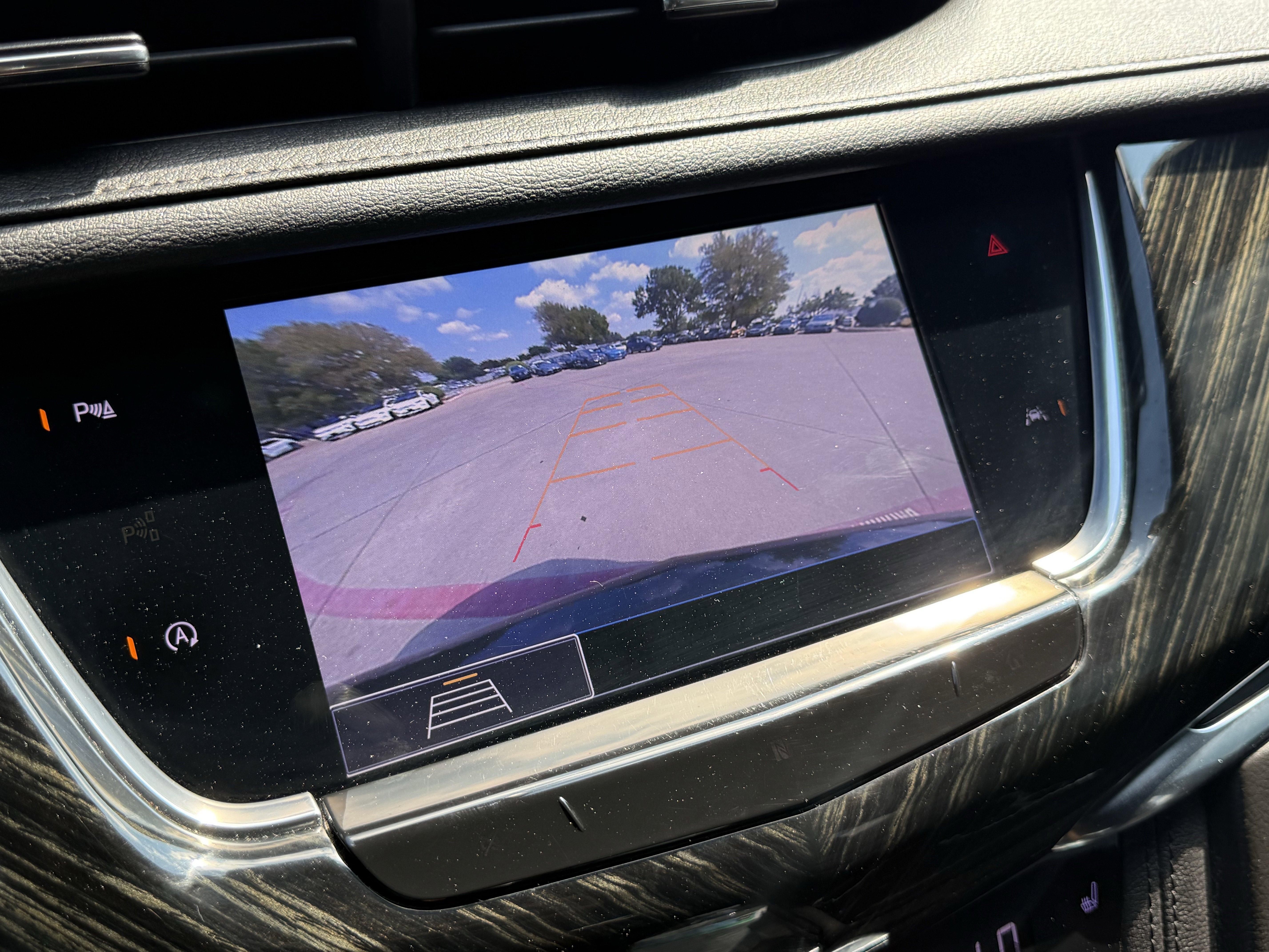 Used 2020 Cadillac XT6 Premium Luxury image 98