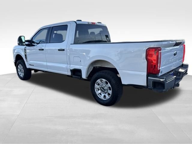 Used 2023 Ford F250 XLT w/ FX4 Off-Road Package image 2