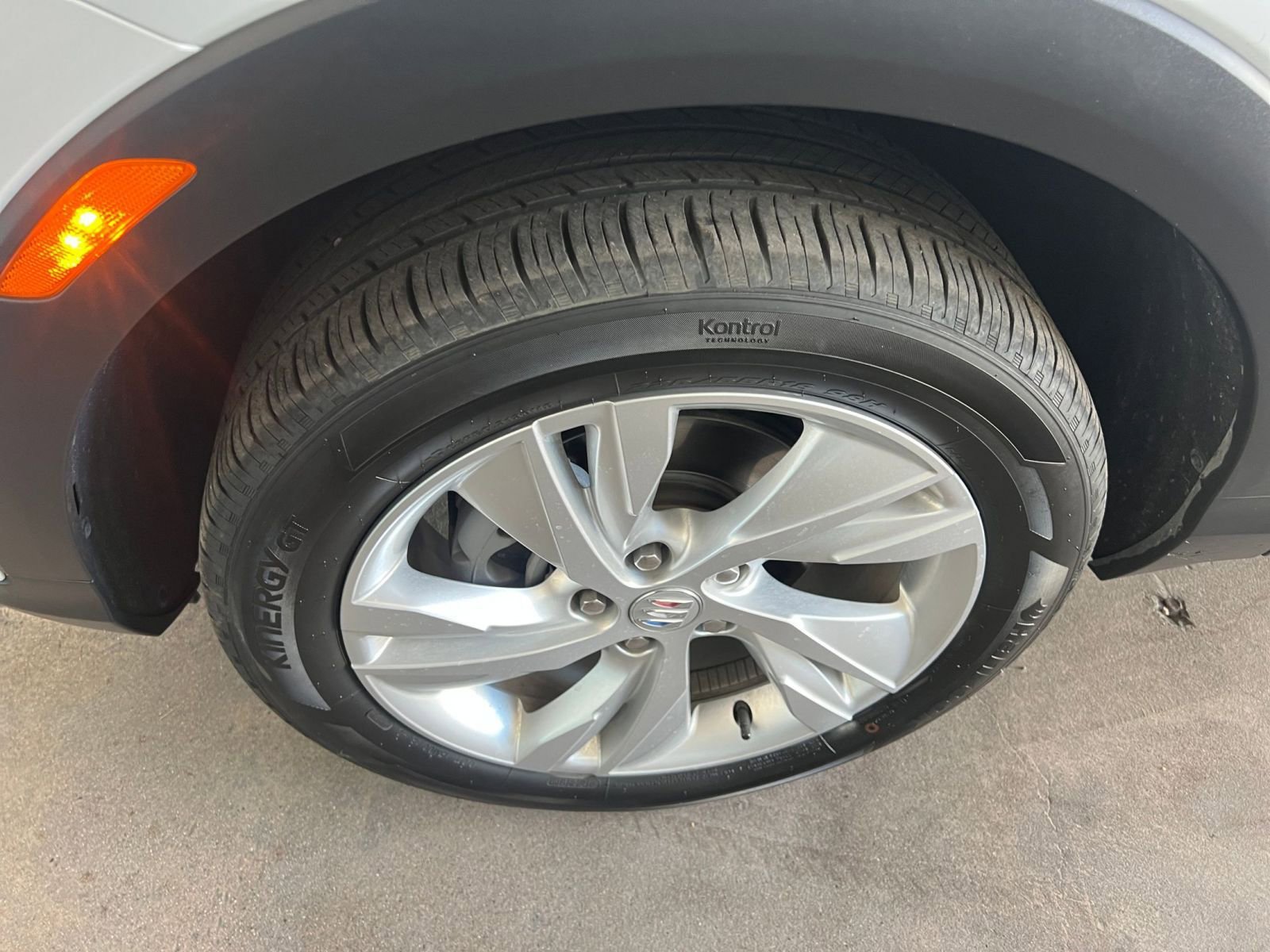 Used 2025 Buick Encore GX Preferred FWD image 30
