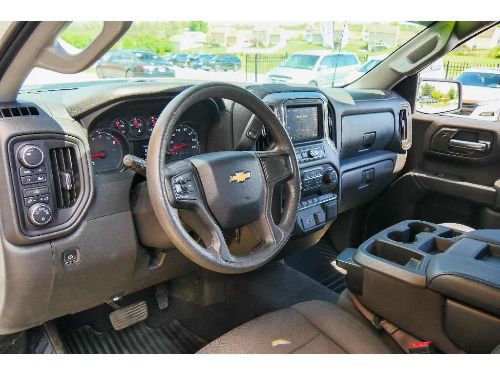 Used 2019 Chevrolet Silverado 1500 Custom w/ Custom Value Package AWD/4WD image 12