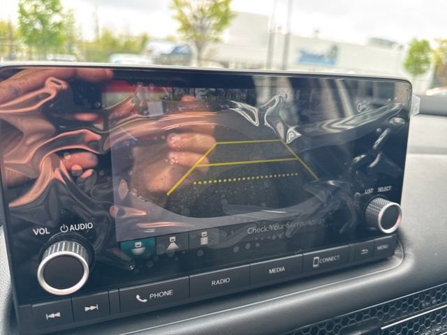Used 2023 Honda HR-V LX image 17