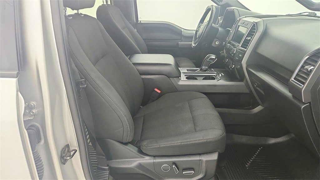 Used 2016 Ford F150 XLT w/ Equipment Group 302A Luxury image 29