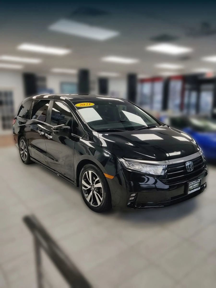 Used 2021 Honda Odyssey Touring image 3