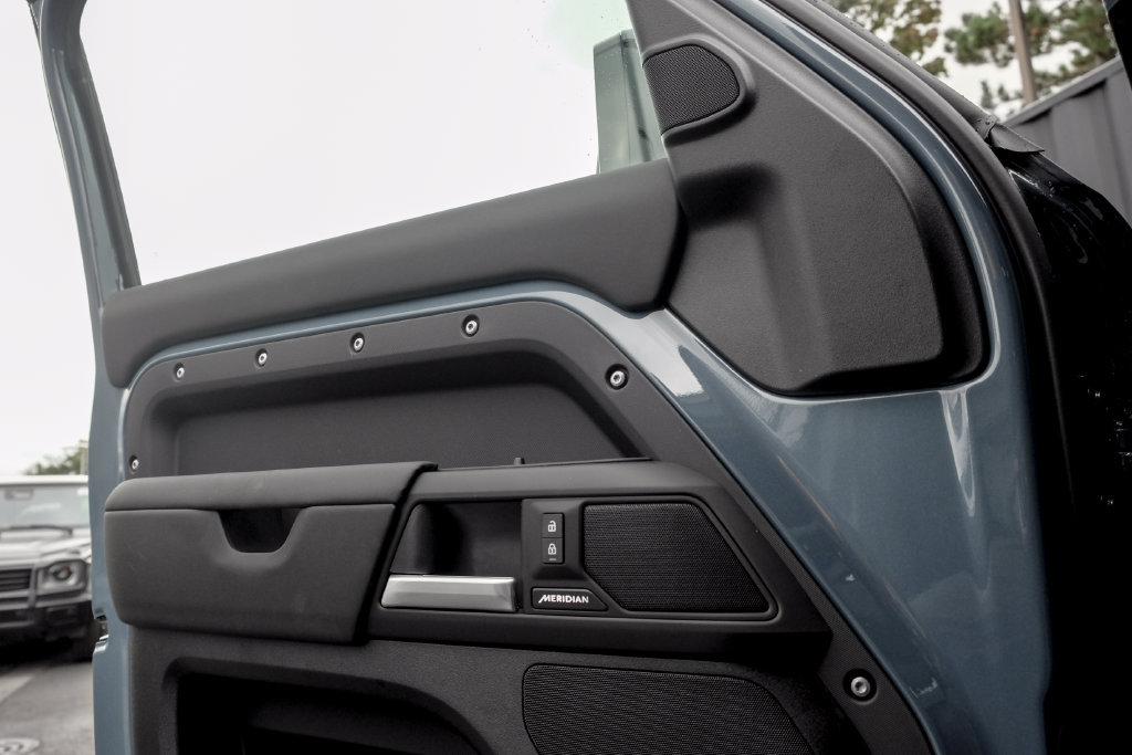 New 2026 Land Rover Defender 110 S AWD/4WD image 11