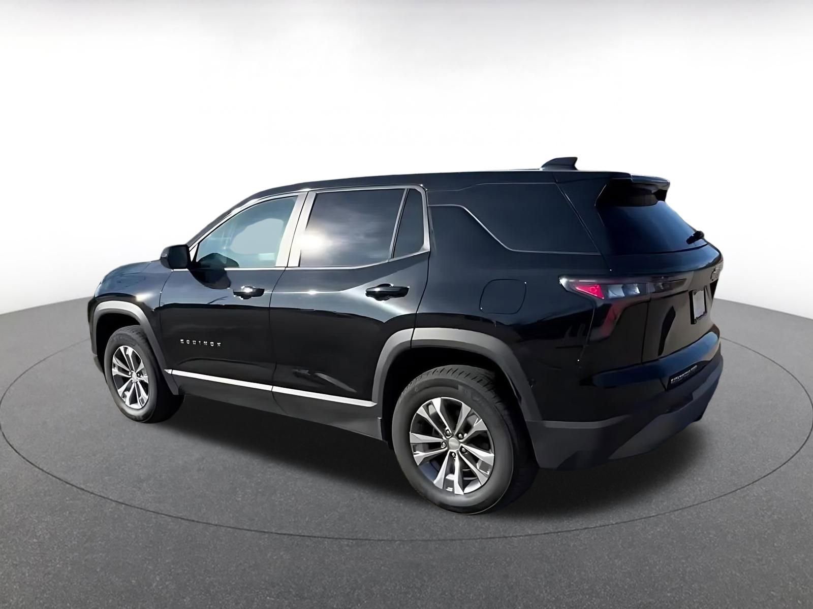 Used 2025 Chevrolet Equinox LT image 10