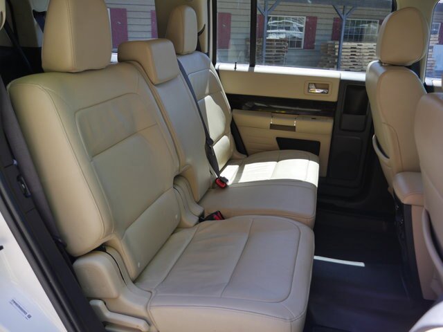 Certified 2019 Ford Flex SEL w/ Equipment Group 202A AWD/4WD image 27