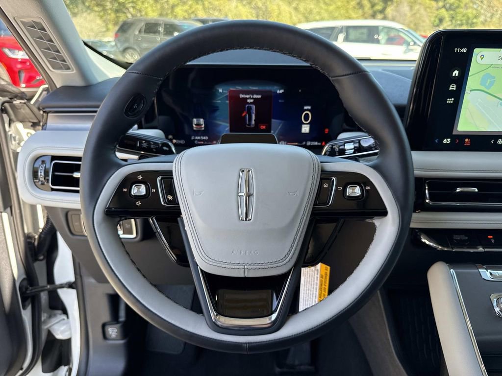 New 2026 Lincoln Aviator 2WD w/ Jet Appearance Package image 27