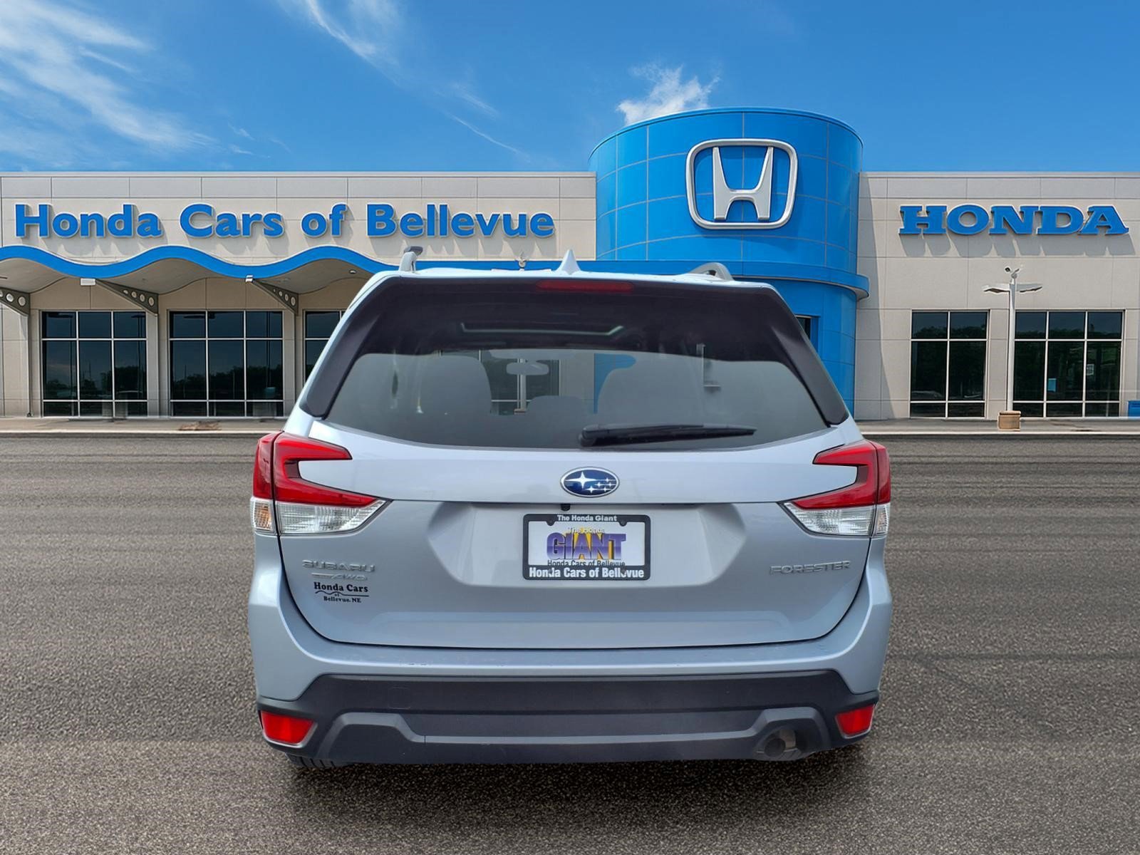 Used 2022 Subaru Forester Premium AWD/4WD image 4