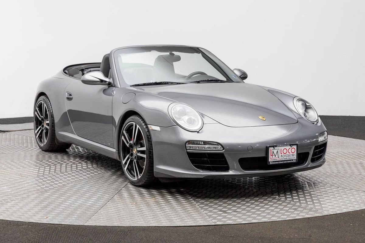 Used 2011 Porsche 911 Carrera S RWD image 4