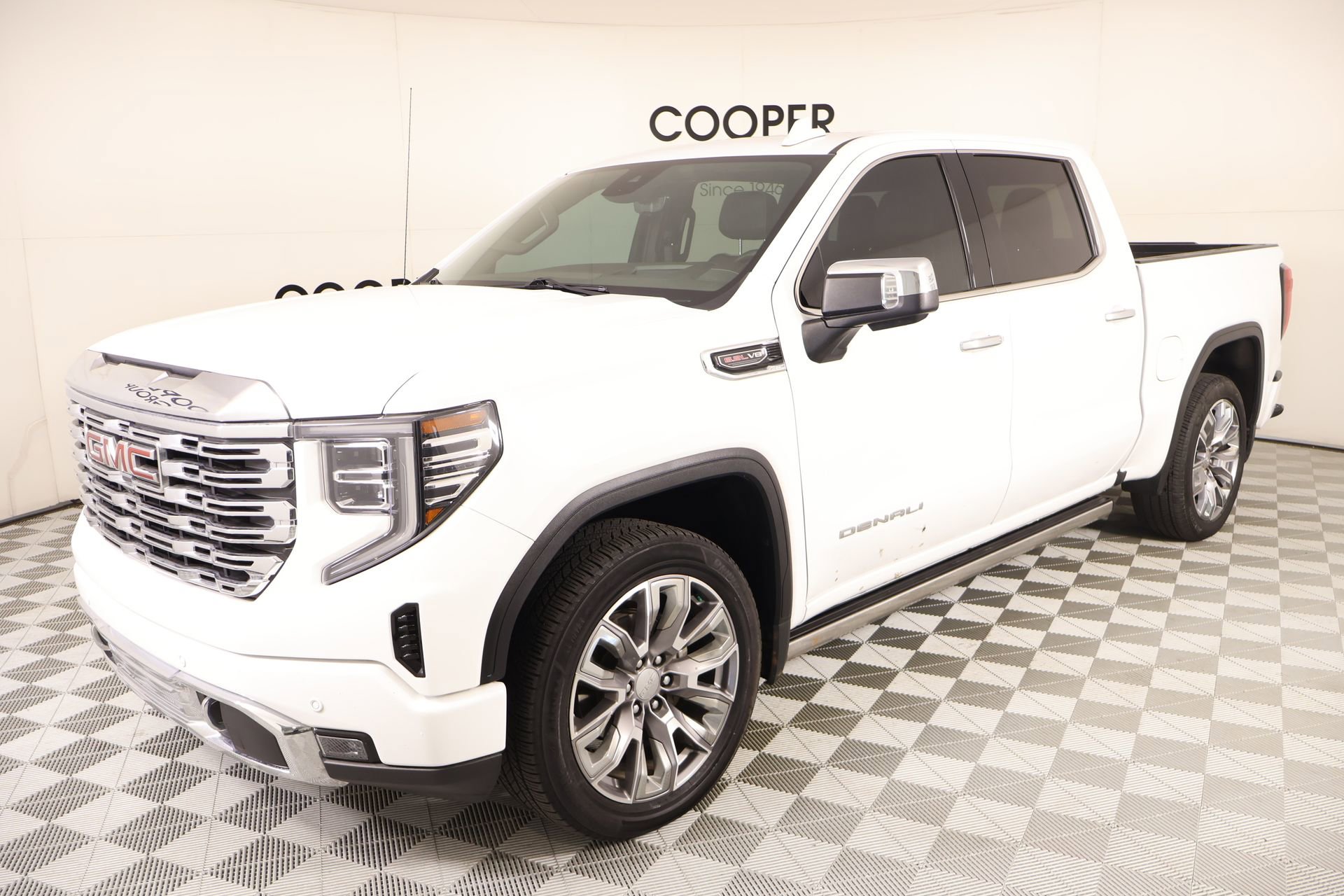 Used 2024 GMC Sierra 1500 Denali image 10