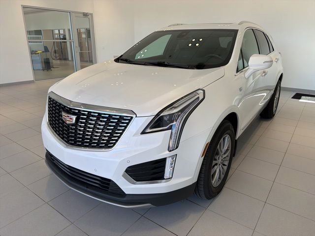 Certified 2023 Cadillac XT5 Premium Luxury image 3
