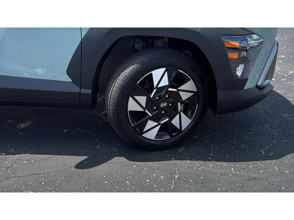 Used 2024 Hyundai Kona SEL AWD/4WD image 10
